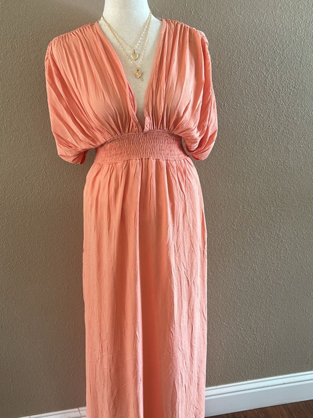 Timing Coral Pleated V-Neck Maxi Dress - Picture 10 of 12